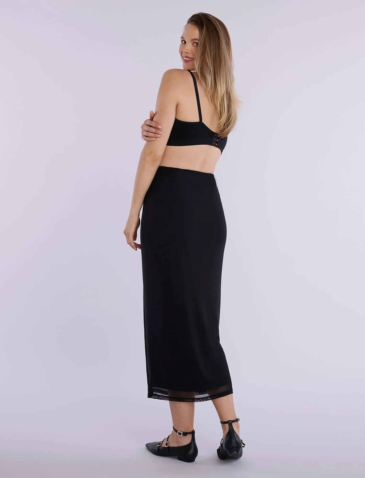 Bodycon Maxi Skirt in Mesh - Image 4