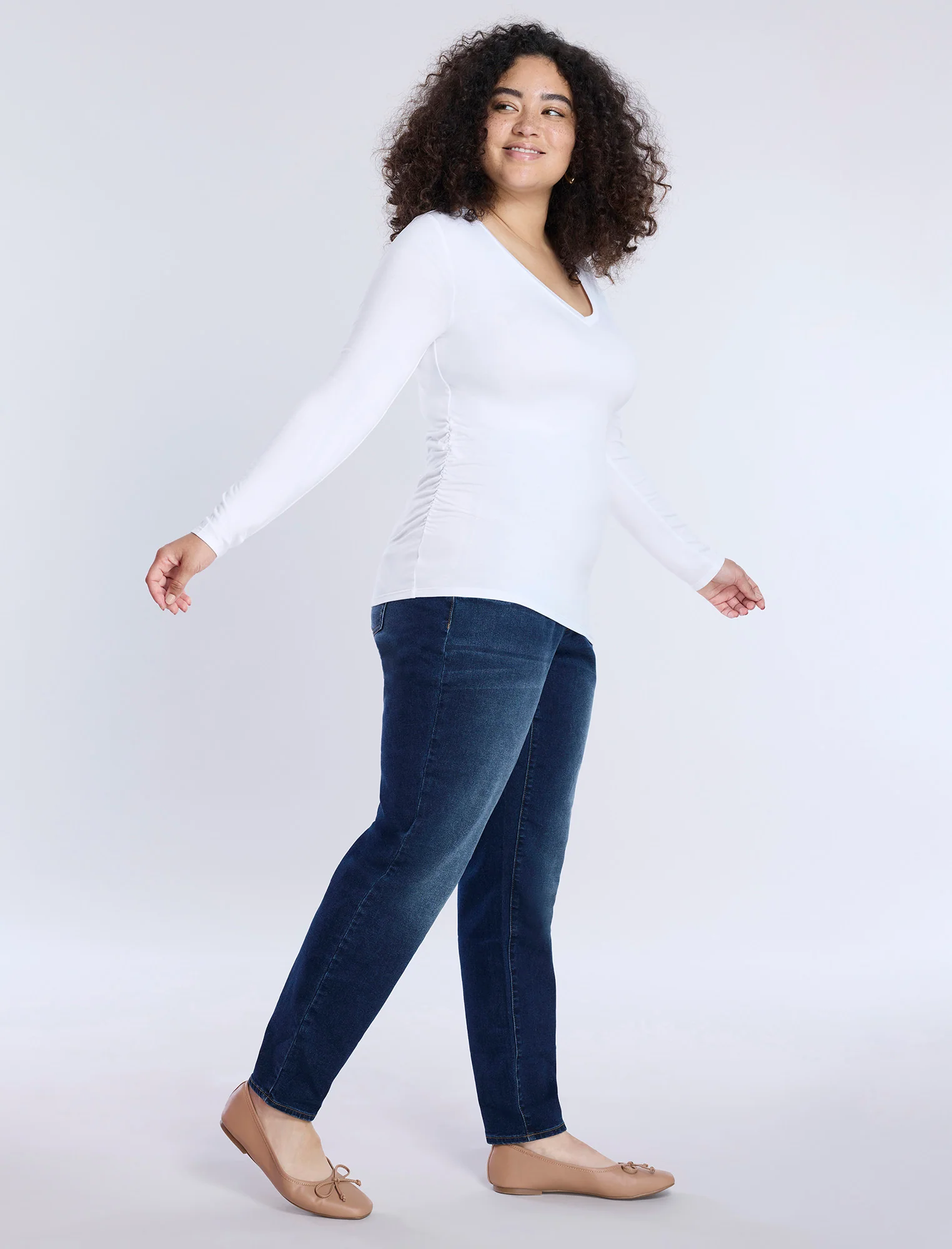 Side Ruched Long Sleeve V-Neck Maternity Tee - Image 3
