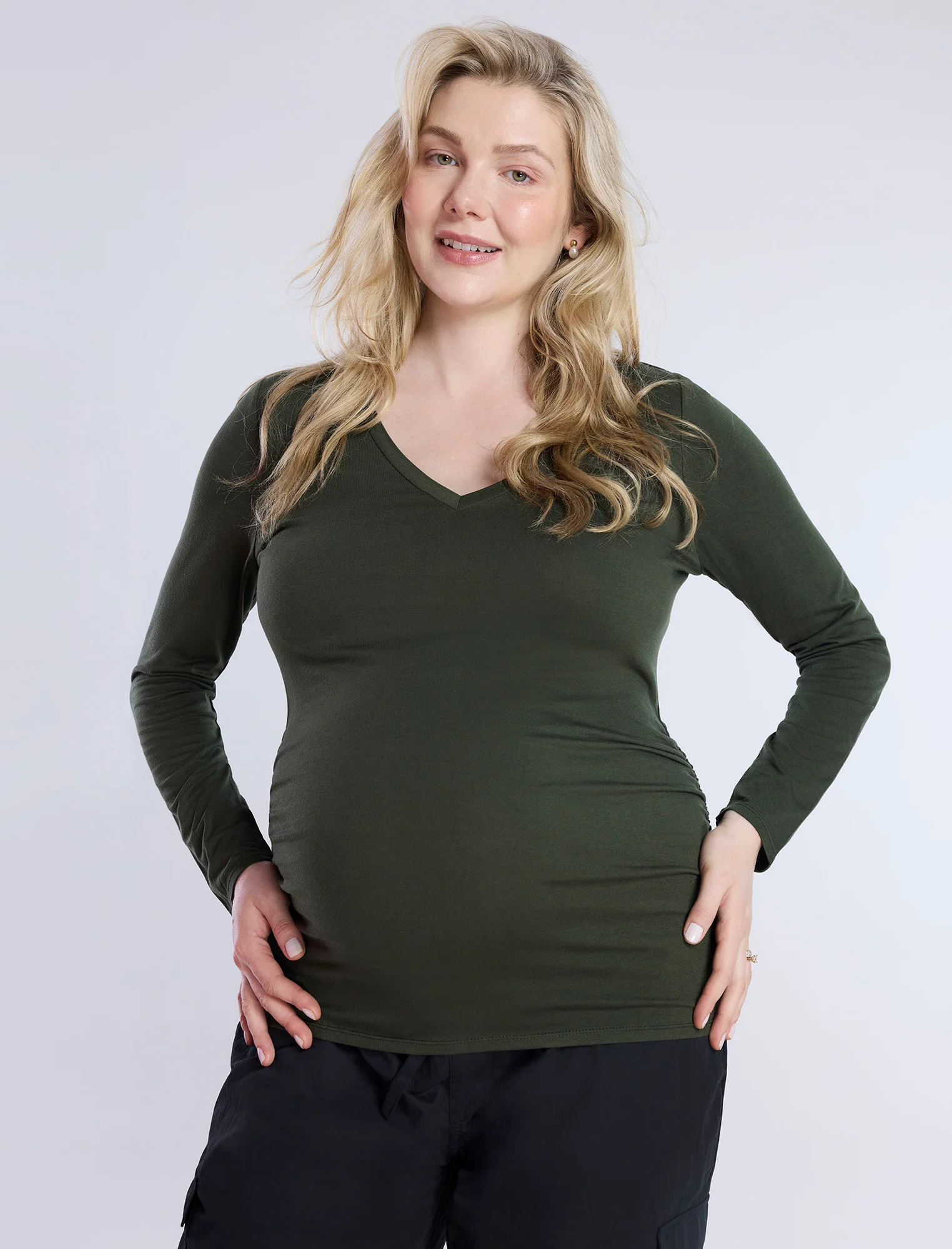 Side Ruched Long Sleeve V-Neck Maternity Tee - Image 4
