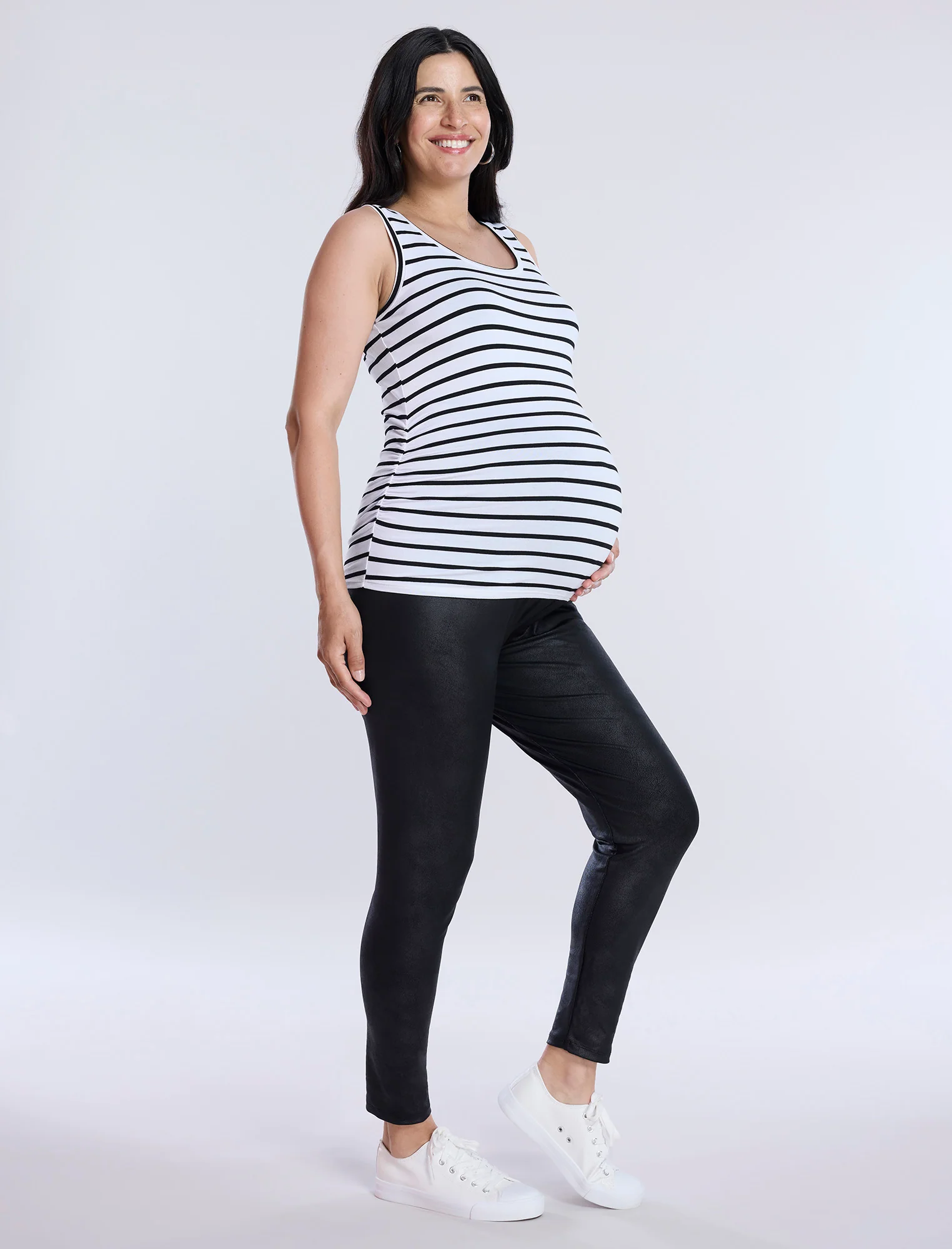 Side Ruched Maternity Tank Top - Image 3