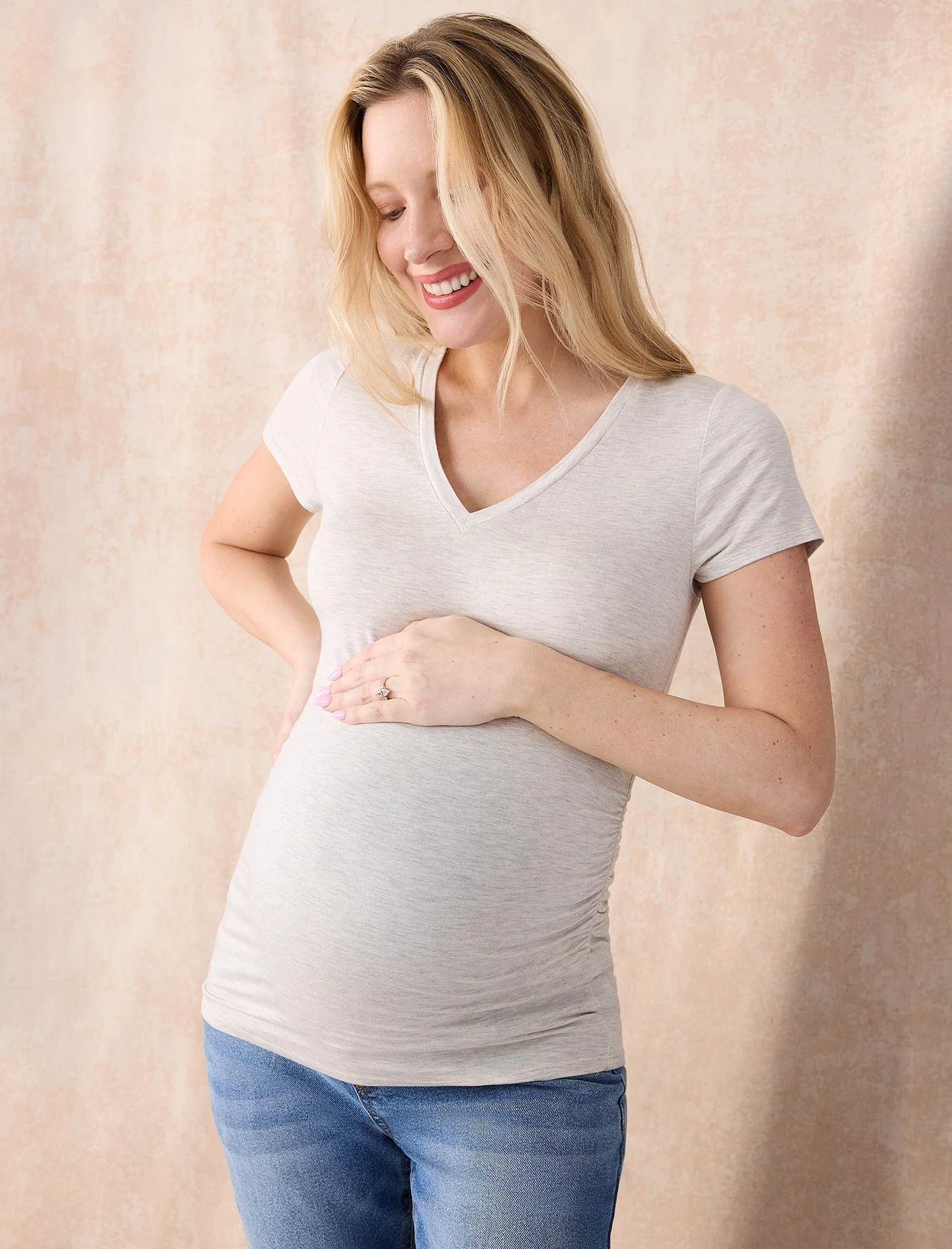 Side Ruched Short Sleeve V-Neck Maternity Tee - Image 7