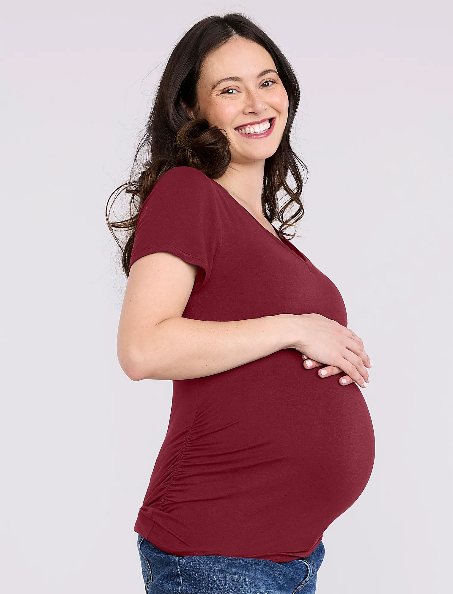 Side Ruched Short Sleeve V-Neck Maternity Tee - Image 3